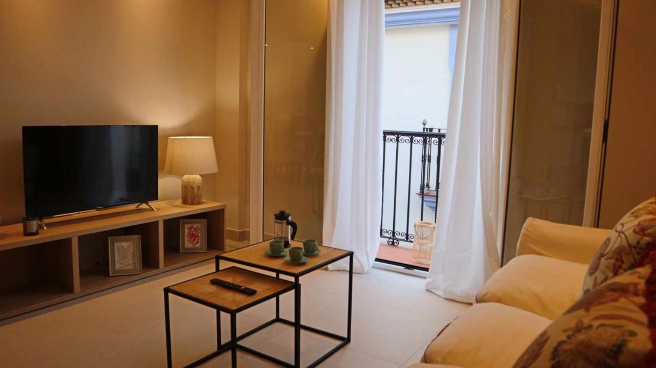 Marbella Center 3Br By Houselogyアパートメント エクステリア 写真